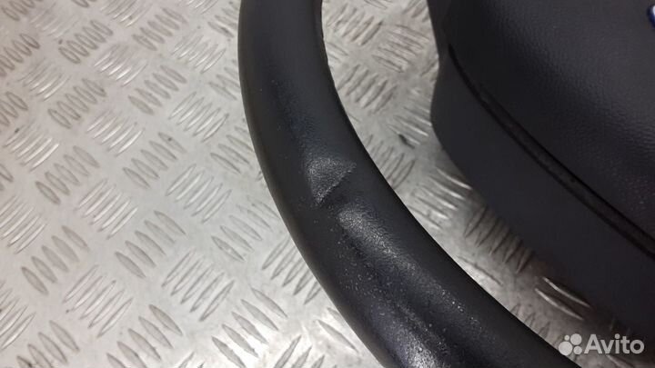 Рулевое колесо на Ford Focus 2