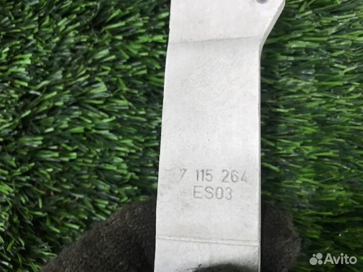 Петля капота передняя Bmw 3 E90 N54B30 2006