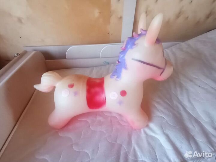 Лошадь прыгунки