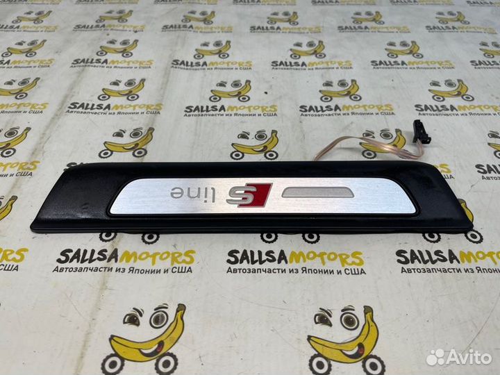 Накладка на порог задняя левая Audi Q7 4M cyrb