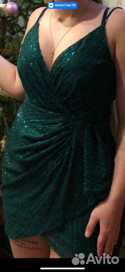 Платье женское вечернее с пайетками