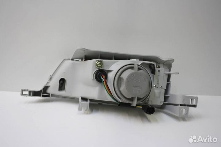 Фара правая Daewoo Nexia рест. (2002 - 2008)