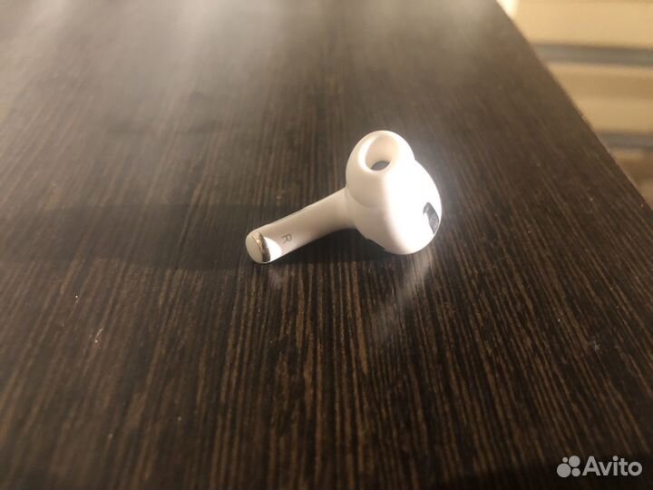 Наушники apple правый