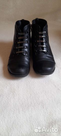 Ботинки bershka