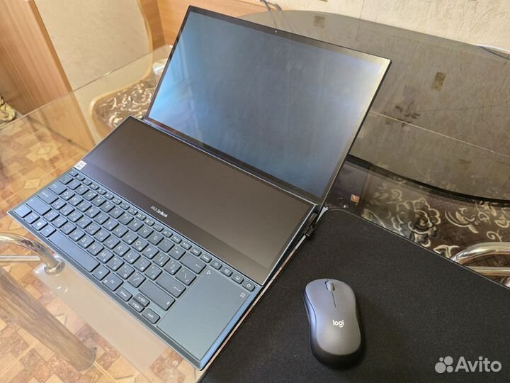 Ноутбук asus ZenBook pro duo