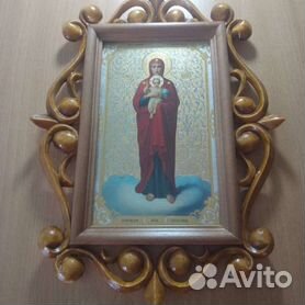 Икона Казанской Божьей Матери бисером, оклад из дерева