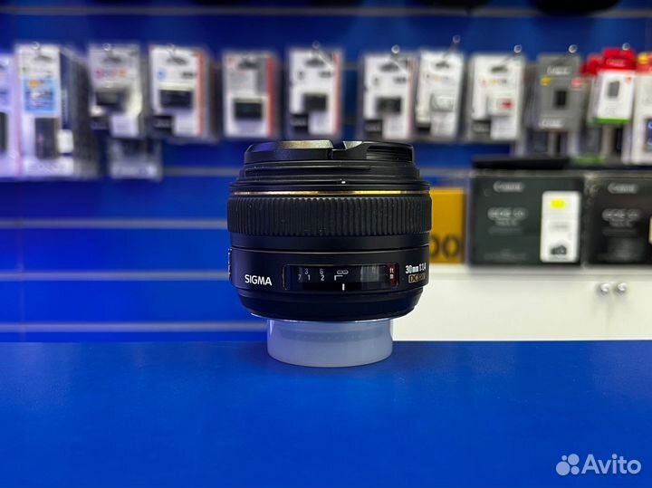 Sigma AF 30mm F1.4 EX DC HSM Nikon F id-9780