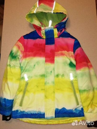 Куртка на девочку 140