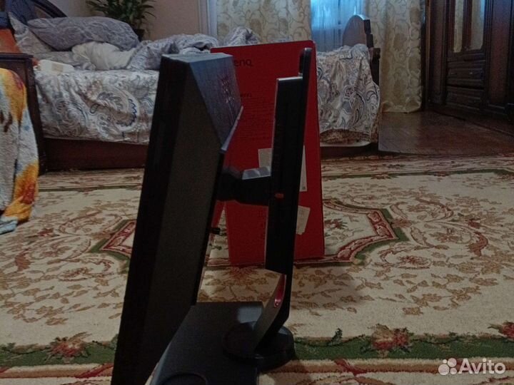 Монитор Dell 24