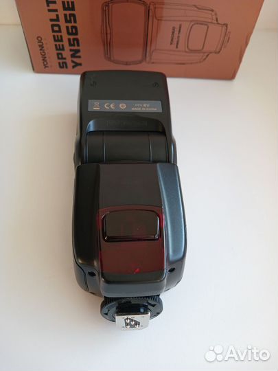 Фотовспышка Yongnuo Nikon