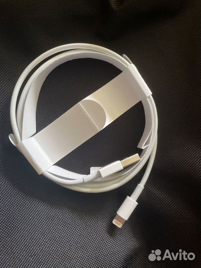 Кабель Apple Lightning - USB