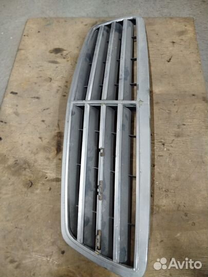 Решетка радиатора Мерседес w 203