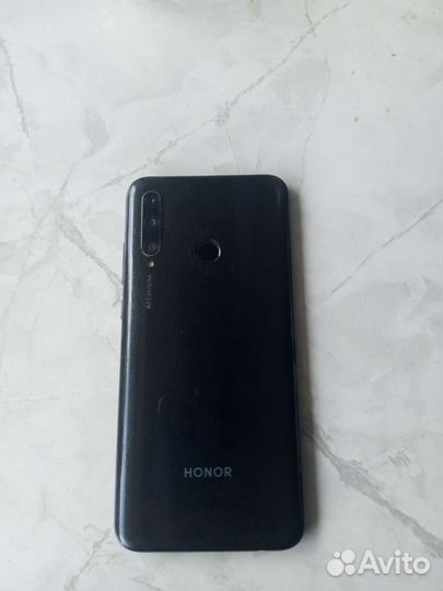 Honor 10i