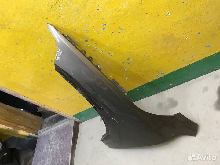 Крыло переднее левое Volvo XC90