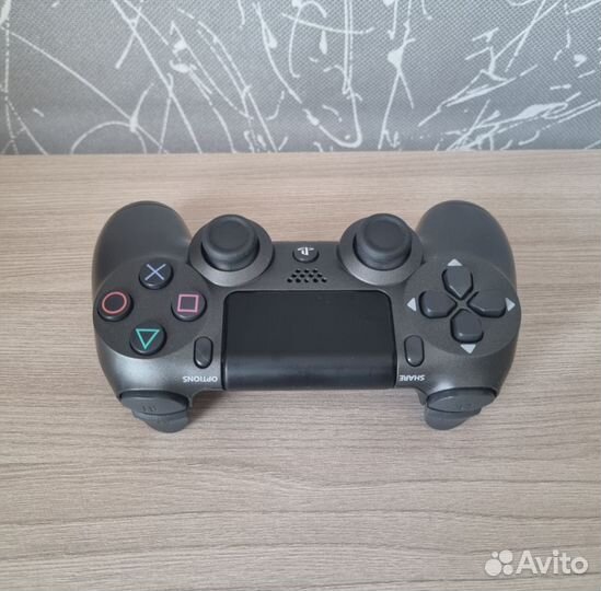 Sony PS4 Pro 1 Tb + 2 геймпада + Много игр