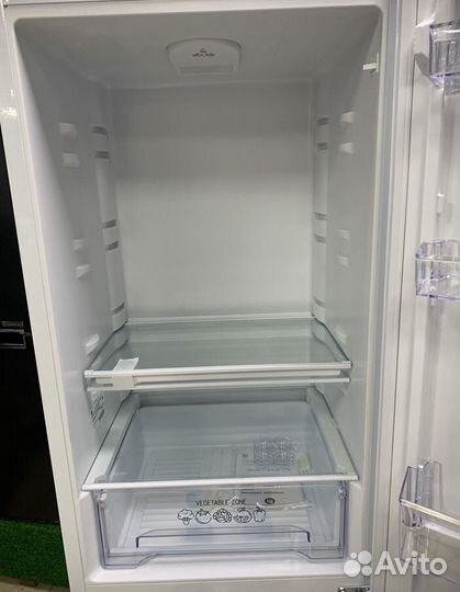 Холодильник hi hcdn018857DW новый