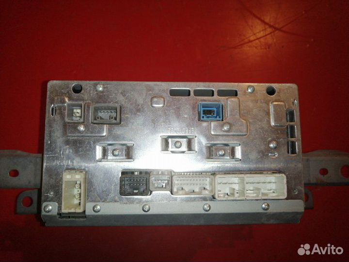 Магнитола Toyota Avensis T250