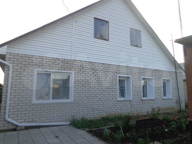 Дом 100 м² на участке 12 сот.