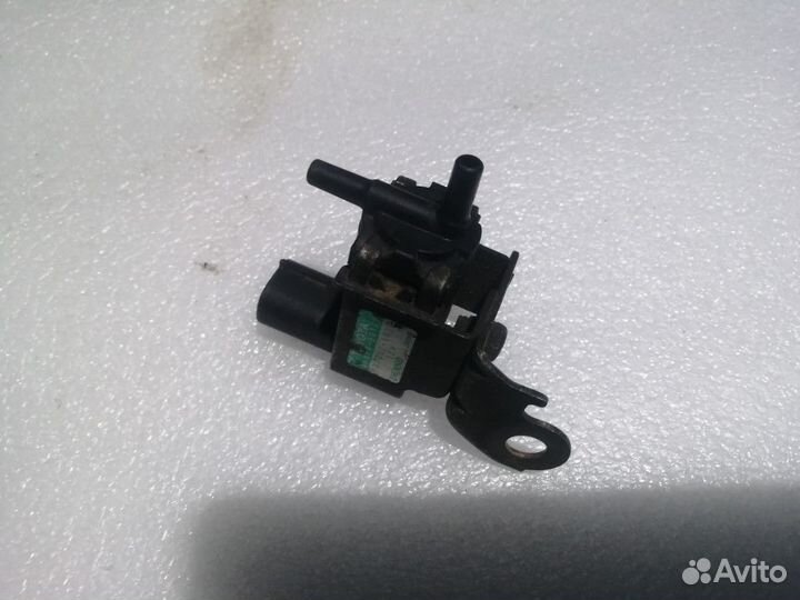 Клапан впускного колектора Toyota Land Cruiser 100