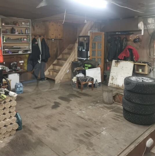 Гараж, > 30 м²