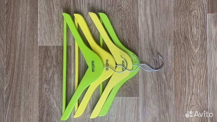 Вешалки плечики детские бу