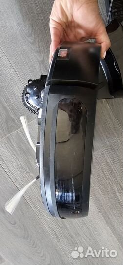 Робот пылесос с влажной уборкой моющий