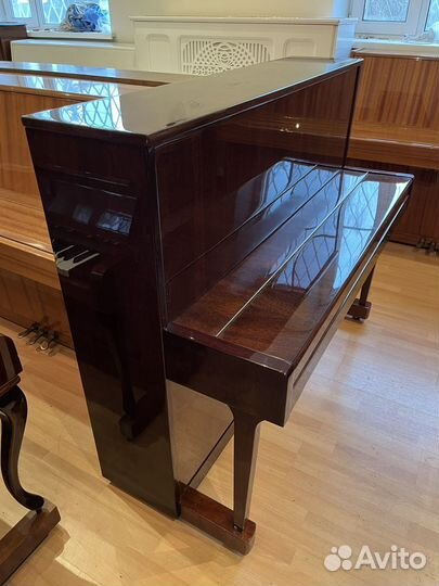 Пианино Lirika