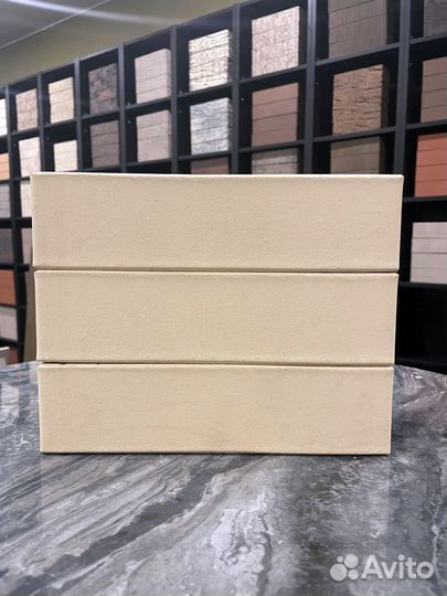 Кирпич облицовочный слоновая кость бархат Строма 1нф