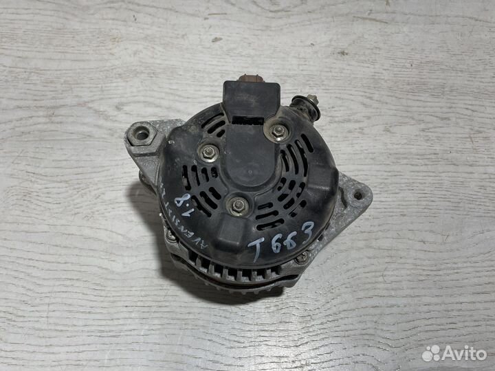 Toyota Avensis Генератор