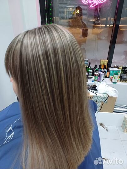 Парикмахер стилист колорист