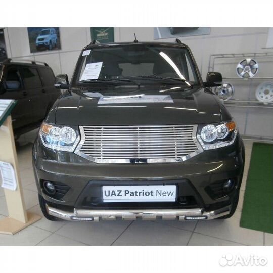 Решетка радиатора хром УАЗ patriot