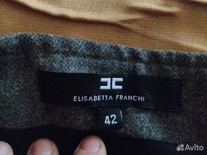 Фирменные платья 42