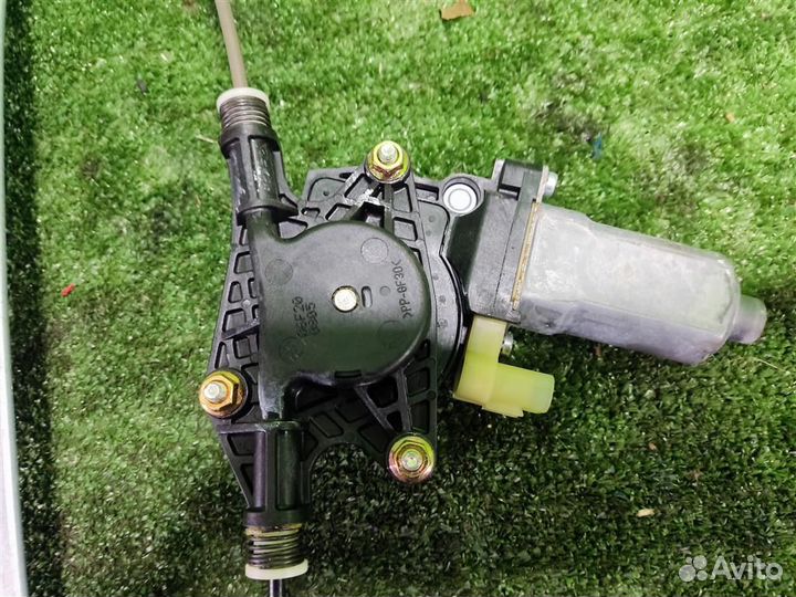 Стеклоподъемник задний правый KIA RIO 2 (JB) 2006