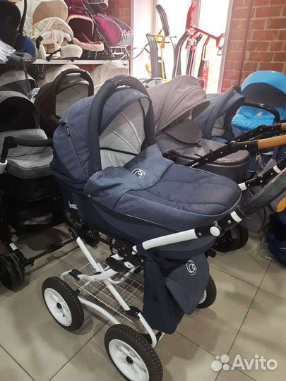 Коляски и кроватки для новорожденных б/у в Миассе