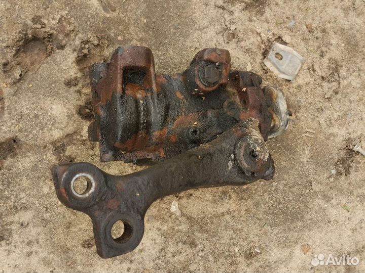 Рулевой редуктор мерседес w124