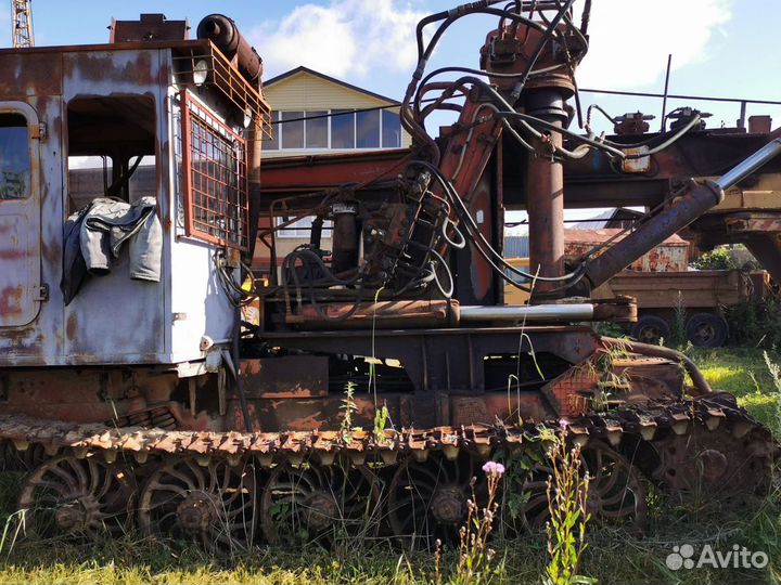 Сучкорезно-раскряжевочная машина лп-33