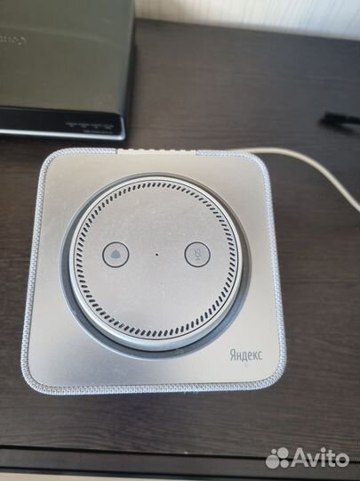 Яндекс станция алиса макс 1