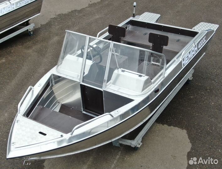 Новая моторная лодка Неман 400 DC нерегистрат