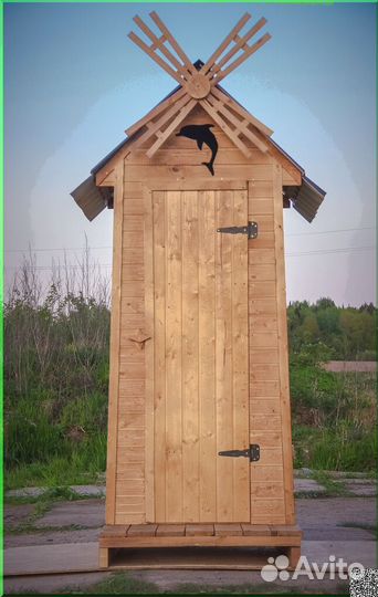 Уличный туалет деревянный SUN334
