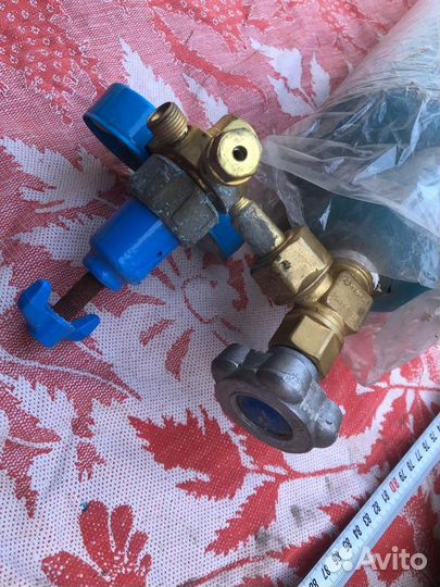 Редуктор для кислородного баллона