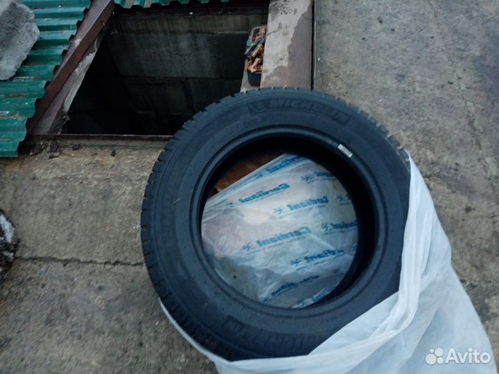 Michelin X-Ice North 225/65 R17