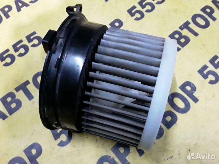 Моторчик отопителя Nissan Qashqai J10