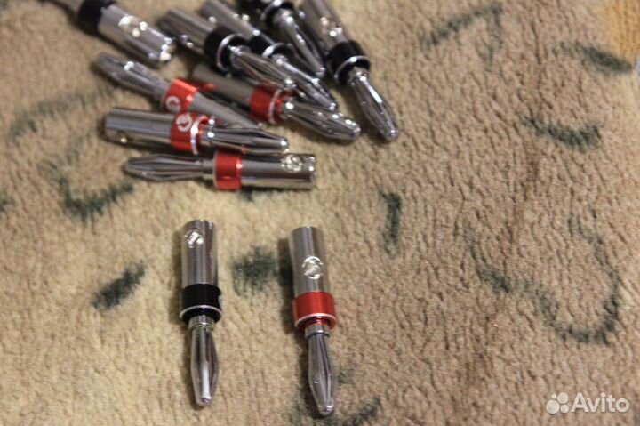 Акустические бананы и лопатки