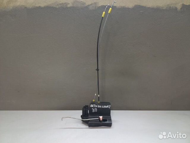 Замок двери задний правый Ssang Yong Actyon Sports