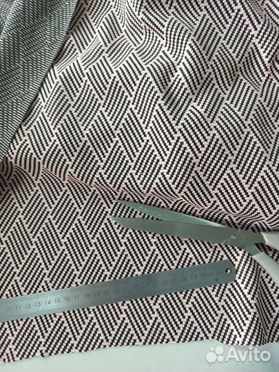 Ткань жаккард трикотажный