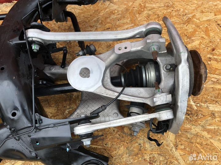 Опора подшипника задняя левая бмв х5 х6 2017год