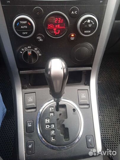 Suzuki Grand Vitara 2.0 AT, 2011, 188 000 км