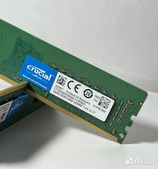 Оперативная память DDR4 Crucial 32GB 2400мгц