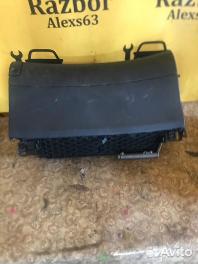 Бардачок Lexus GS 300