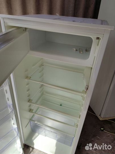 Холодильник офисный zanussi доставка